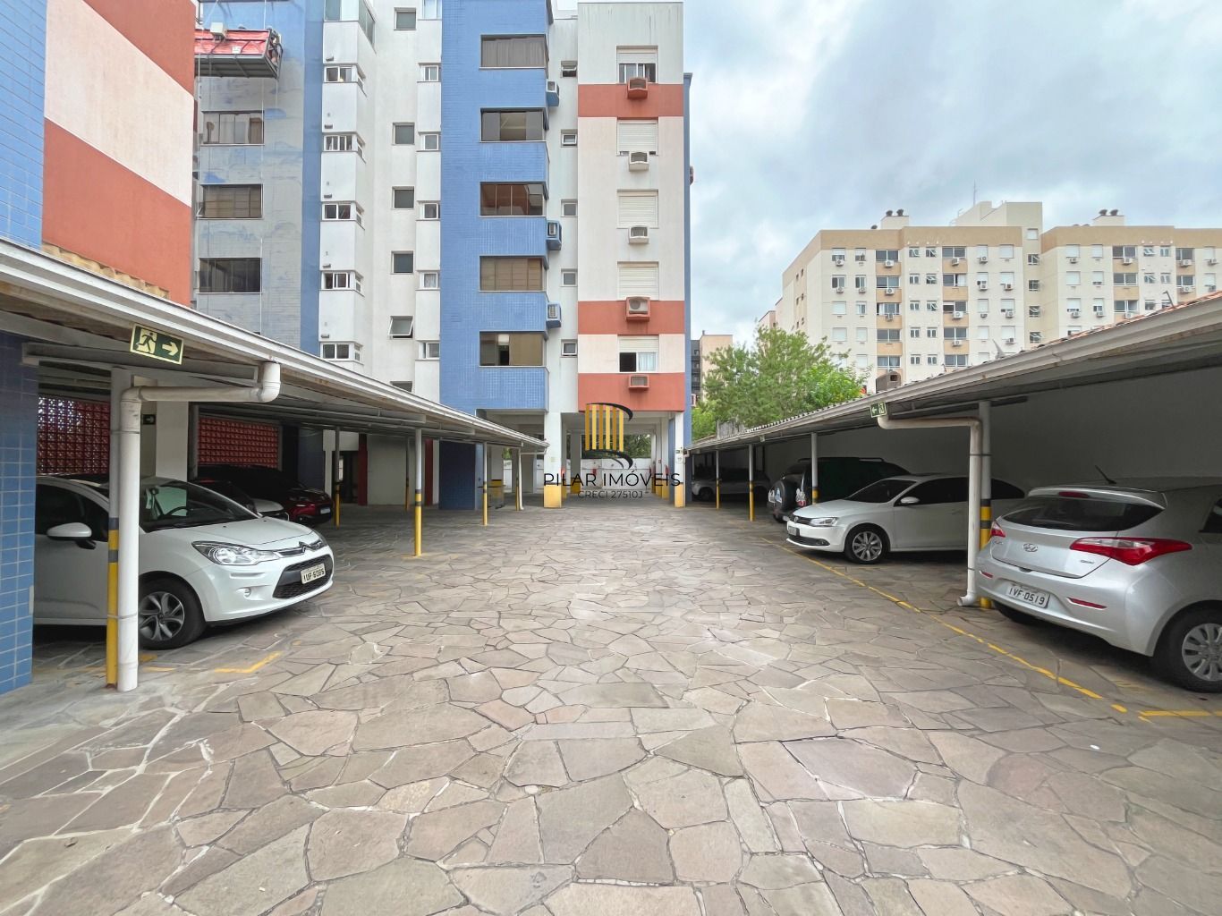 Apartamento com 3 Quartos, 1 suite e 1 vaga à Venda no bairro Tristeza.