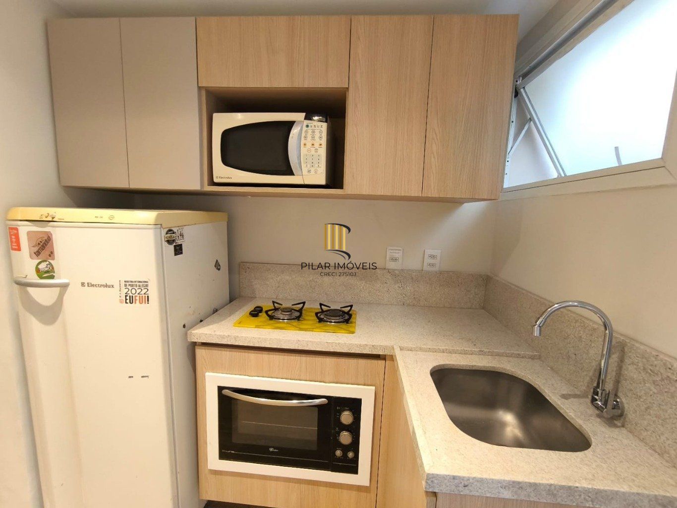 Apartamento de 1 dormitório térreo semi mobiliado  bairro Petrópolis
