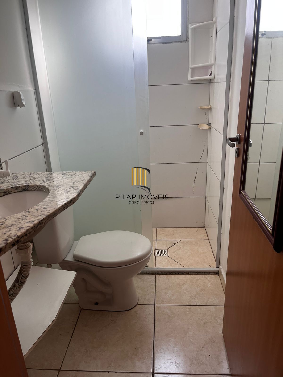 Apartamento com Sacada Morro Santana com 1 vaga de garagem