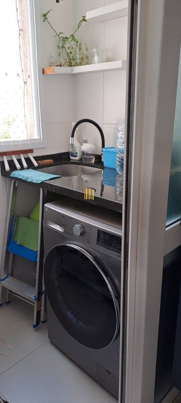 Apartamento de 3 quartos, suíte, elevador, 1 vaga no bairro Vila Ipiranga.