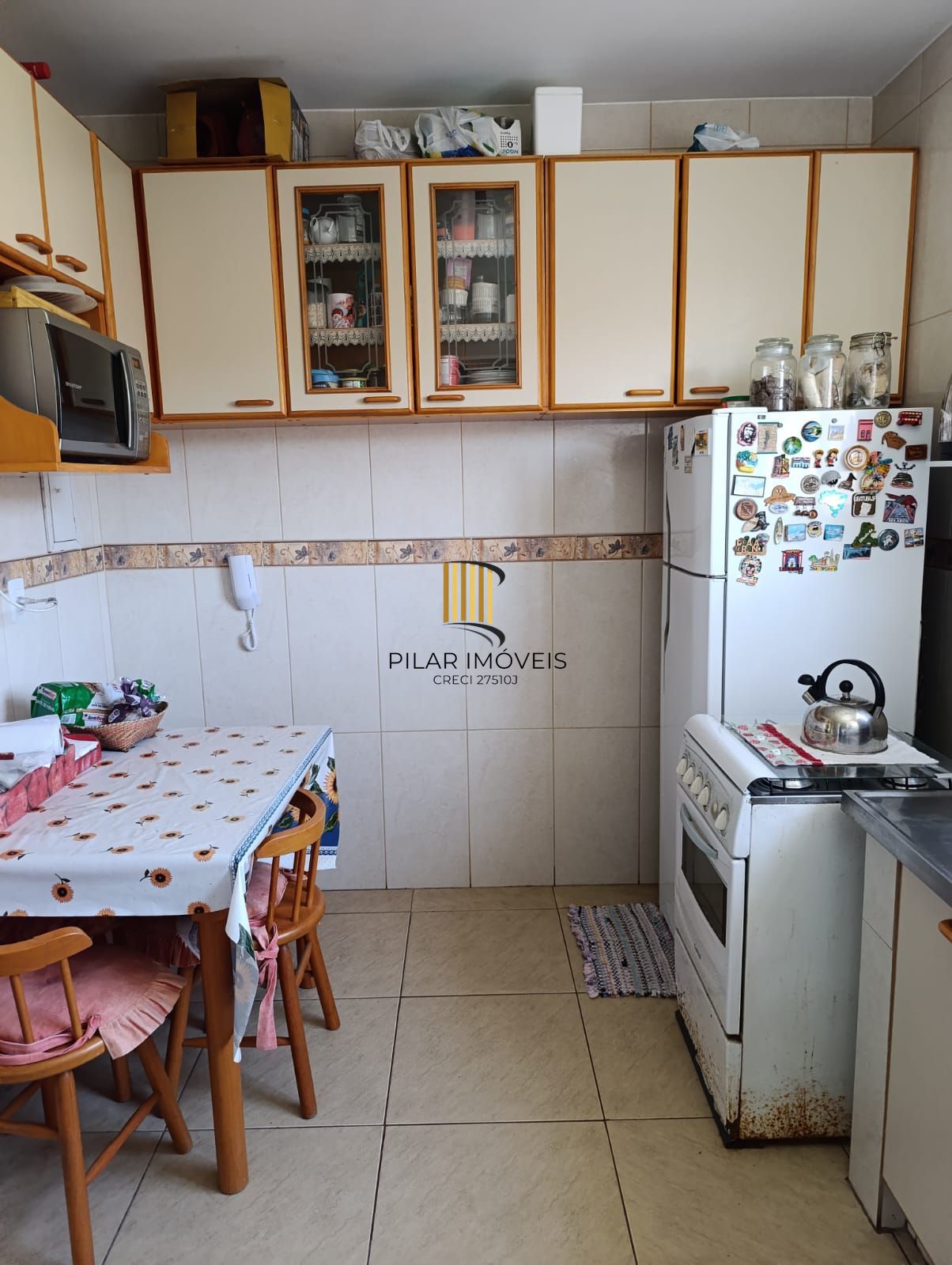 Apartamentosemi mobiliado de 2 dormitórios, 1 vaga no bairro Partenon