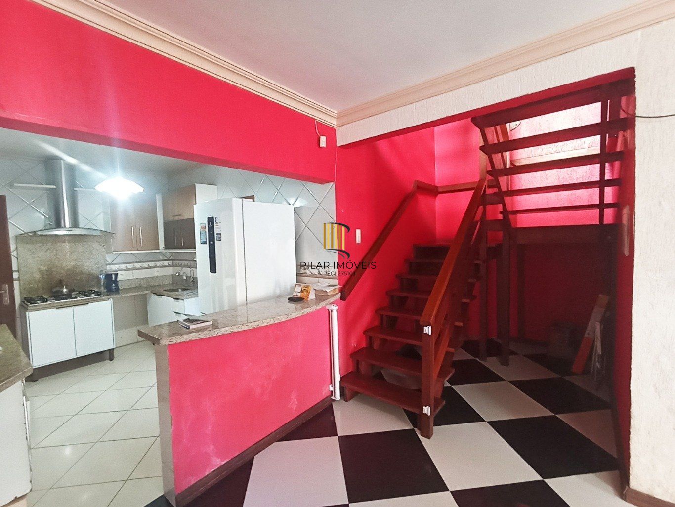Casa de 3 dormitórios e 2 vagas de Garagem em Canoas.