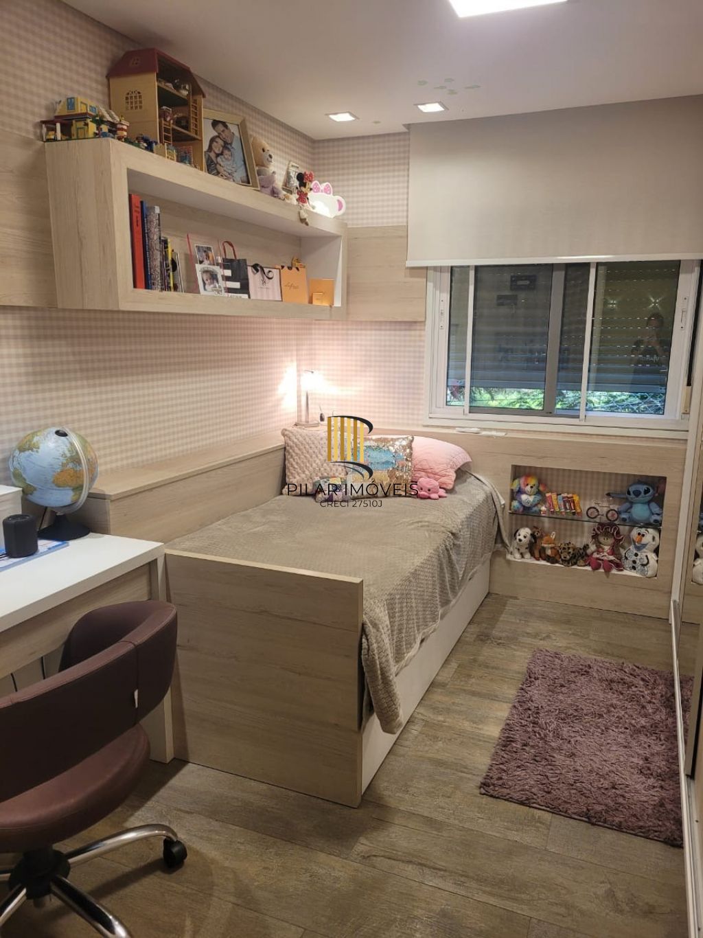 Apartamento com 4 dormitórios e 3 vagas de garagem no Bairro Petrópolis
