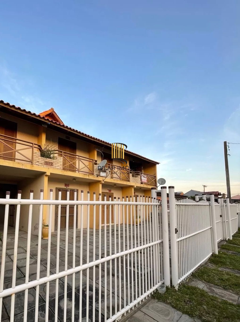Apartamento com 2 Quartos à venda, 36m² - Salinas com sacada apenas 130mil