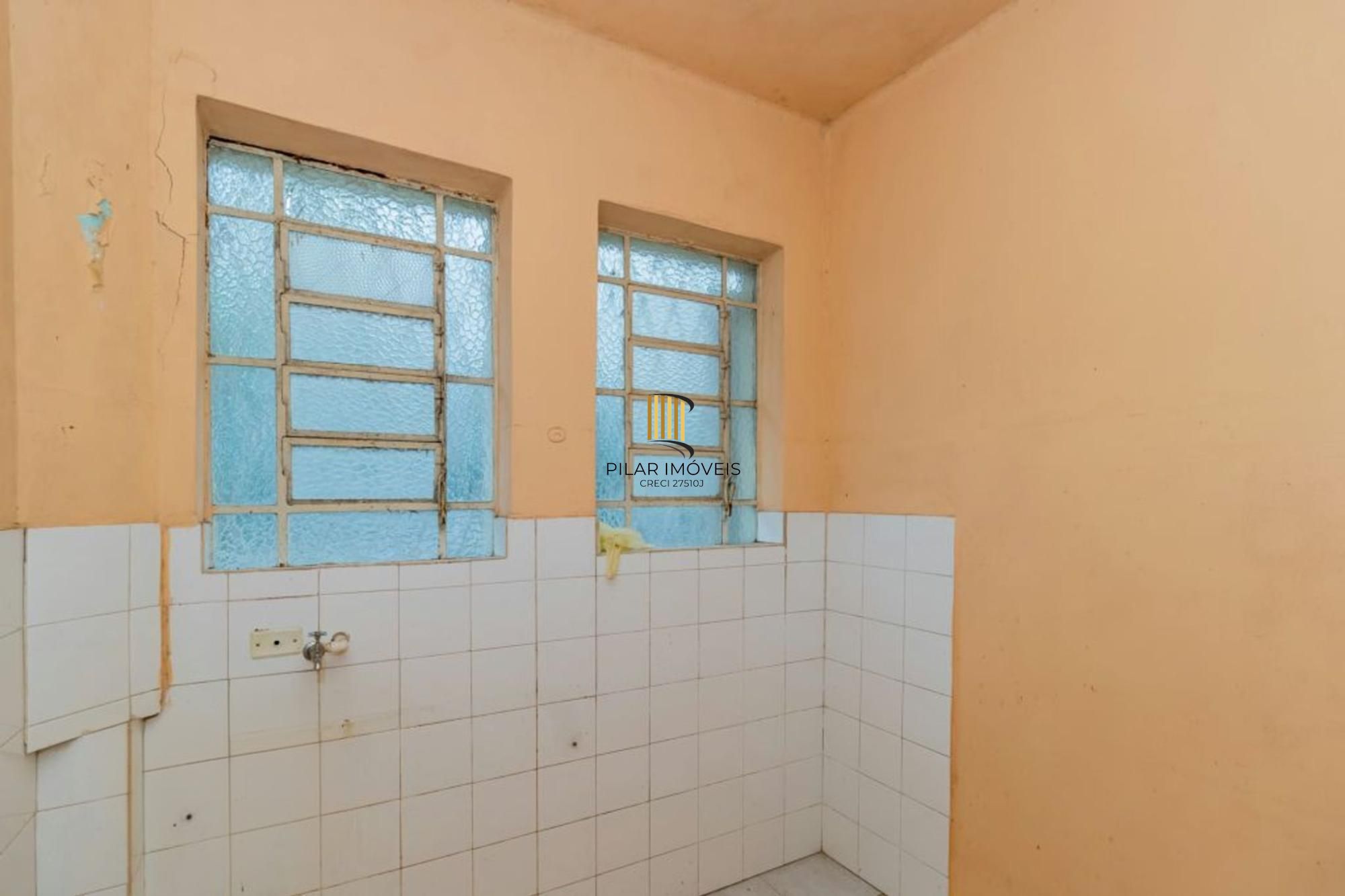 Apartamento à venda com 2 Dormitórios e  68 m² no Bairro Santana