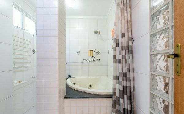 Apartamento com 3 quartos,1 suíte, elevador na independência.