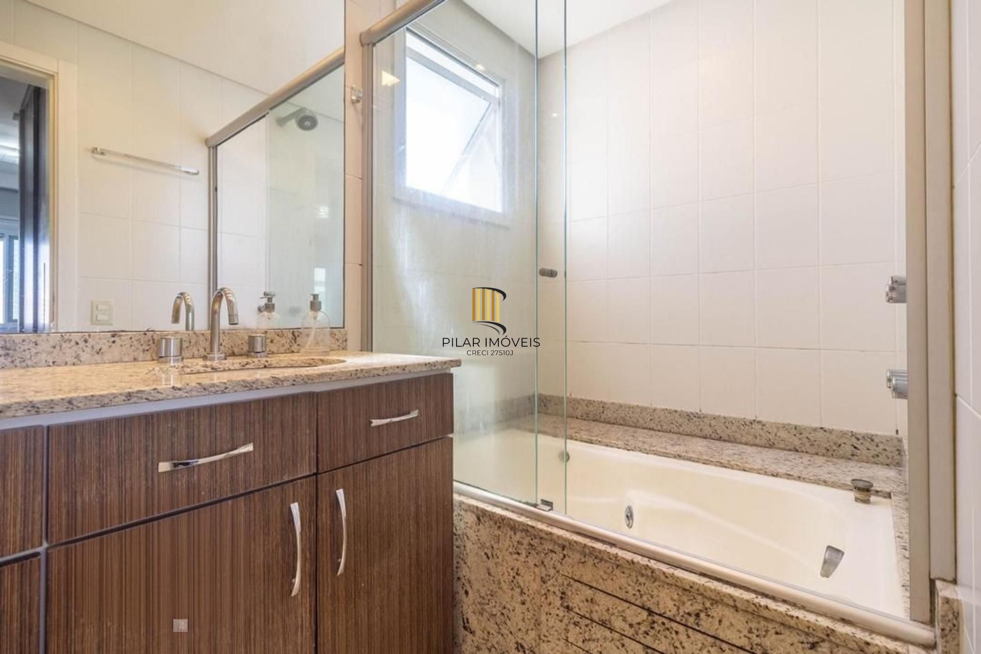 Apartamento 3 quartos, 3 suítes, elevador e 3 vagas bairro Passo da Areia.