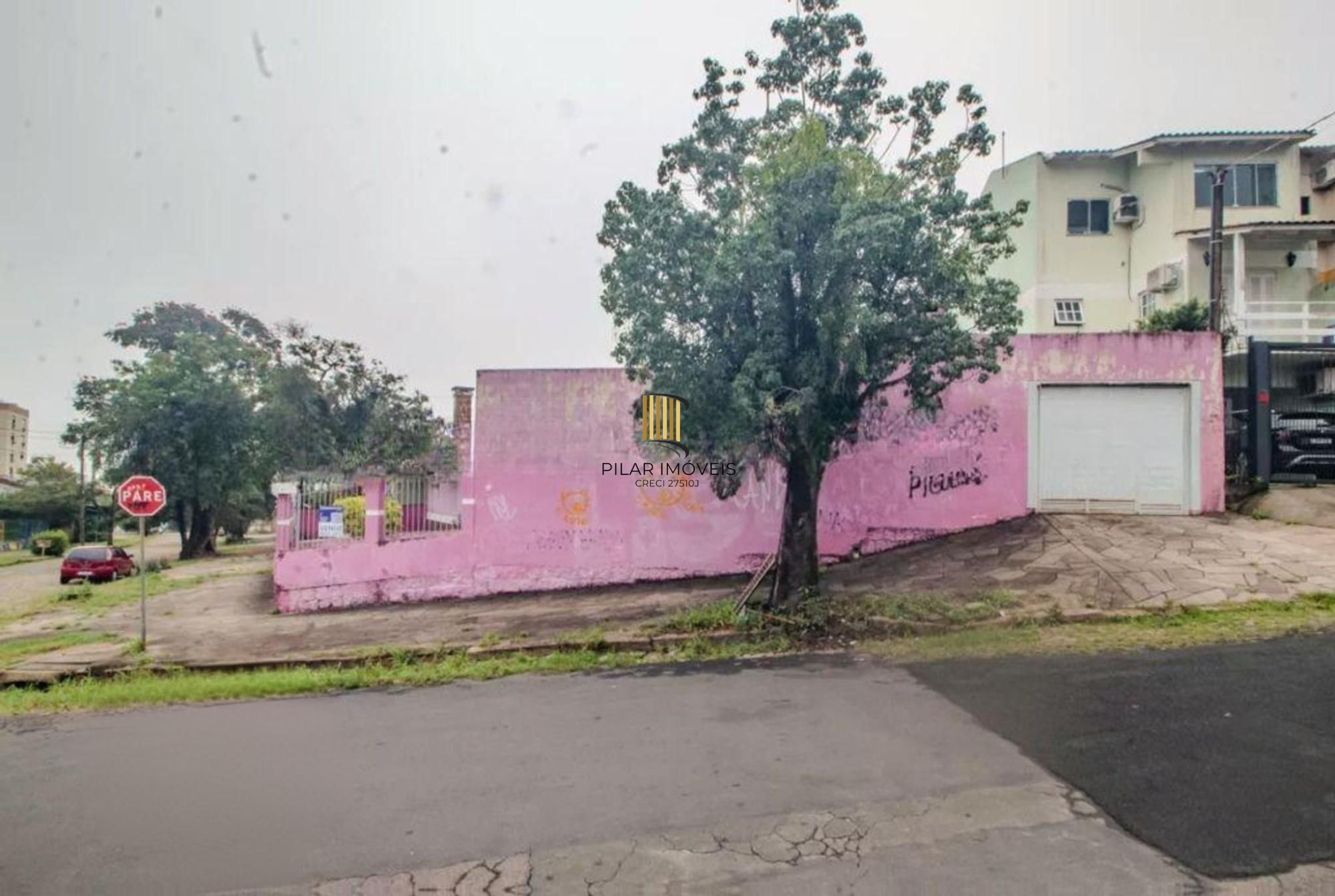 Casa de 3 quartos e 2 vagas de garagem no bairro Nonoai Porto Alegre.