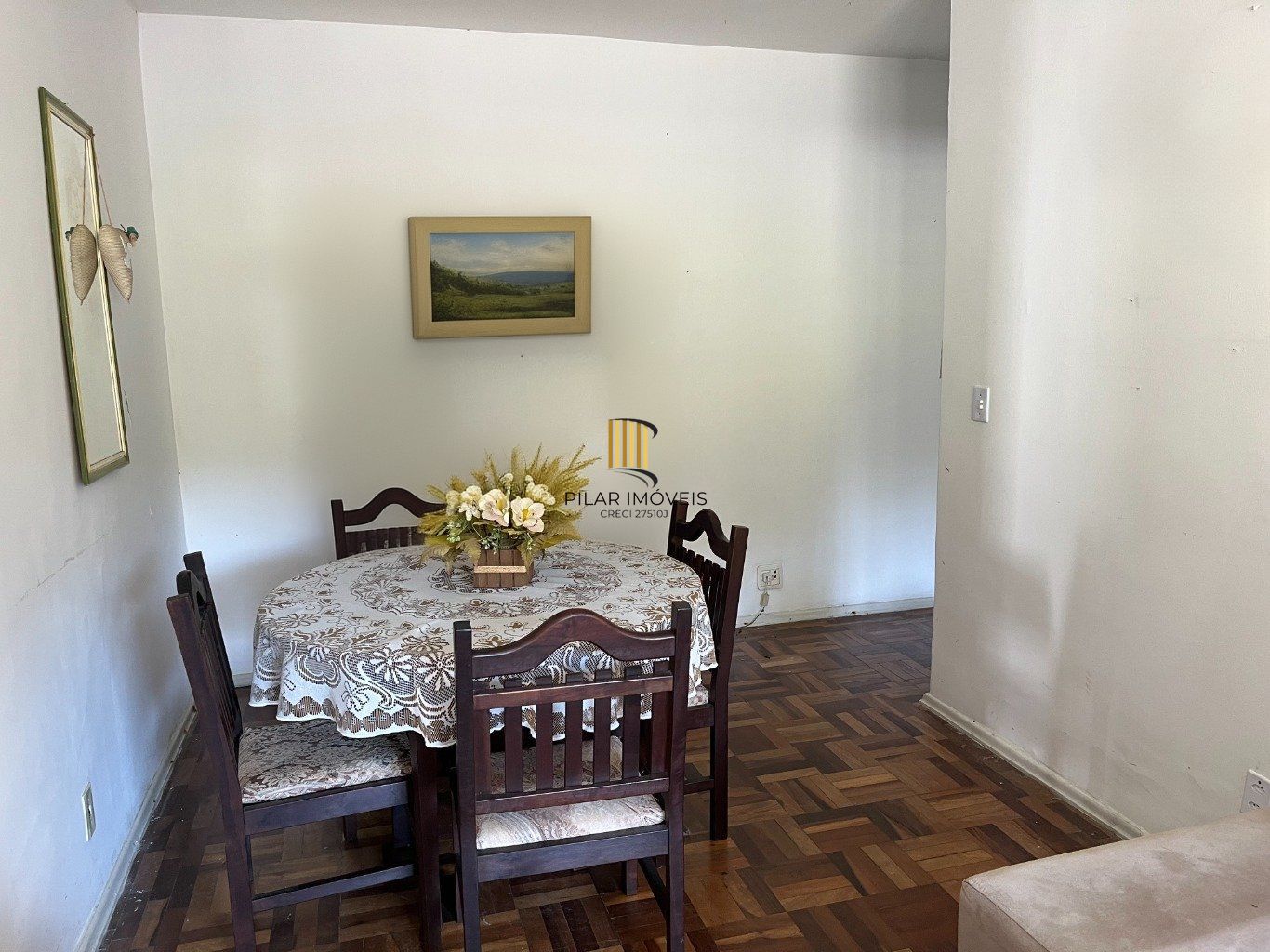 Apartamento térreo com 2 dormitórios no Bairro Vila Ipiranga