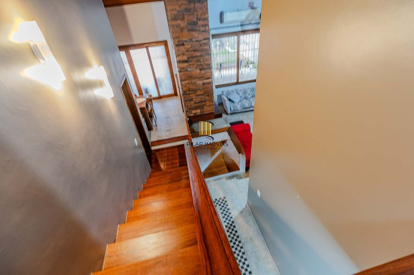 Casa com 3 quartos e 4 vagas no Bairro Vila Ipiranga