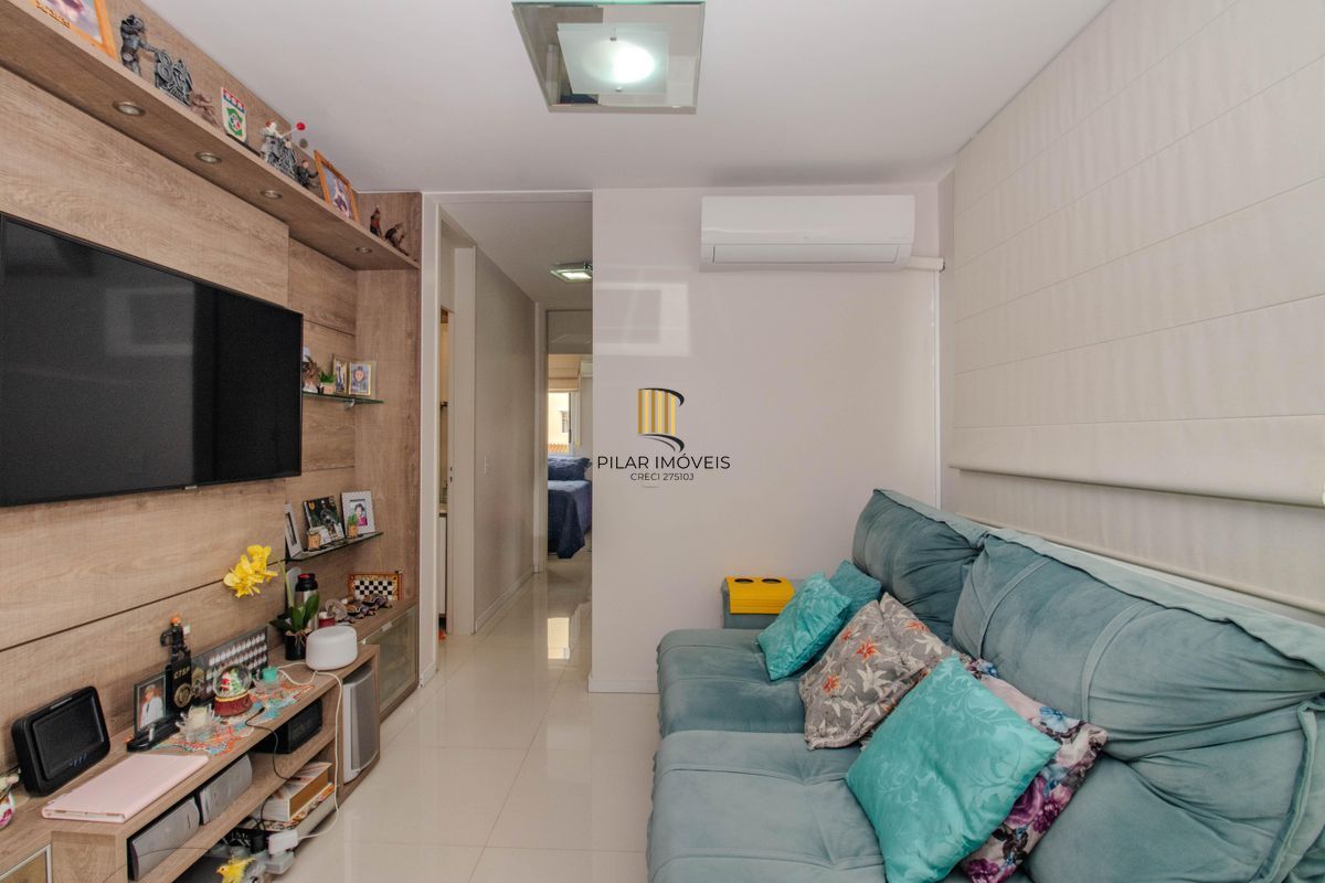 Apartamento com 67m², 3 dormitórios com vaga de garagem no bairro Morro Santana