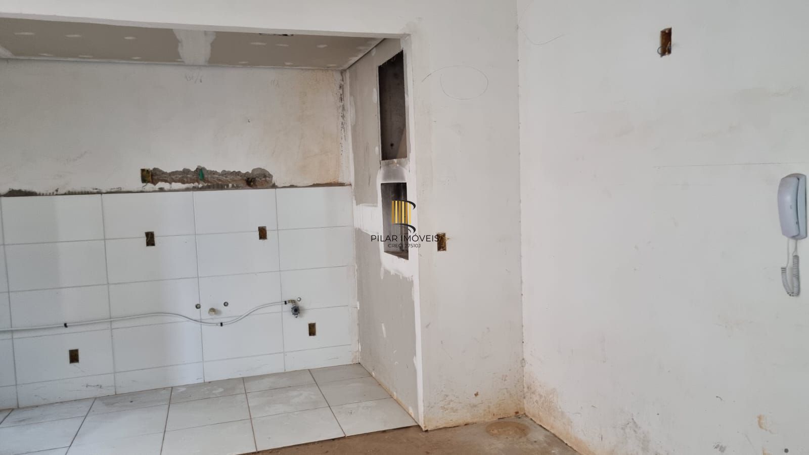Apartamento 2 quartos, vaga, churrasqueira e elevador no bairro Parque Santa Fé