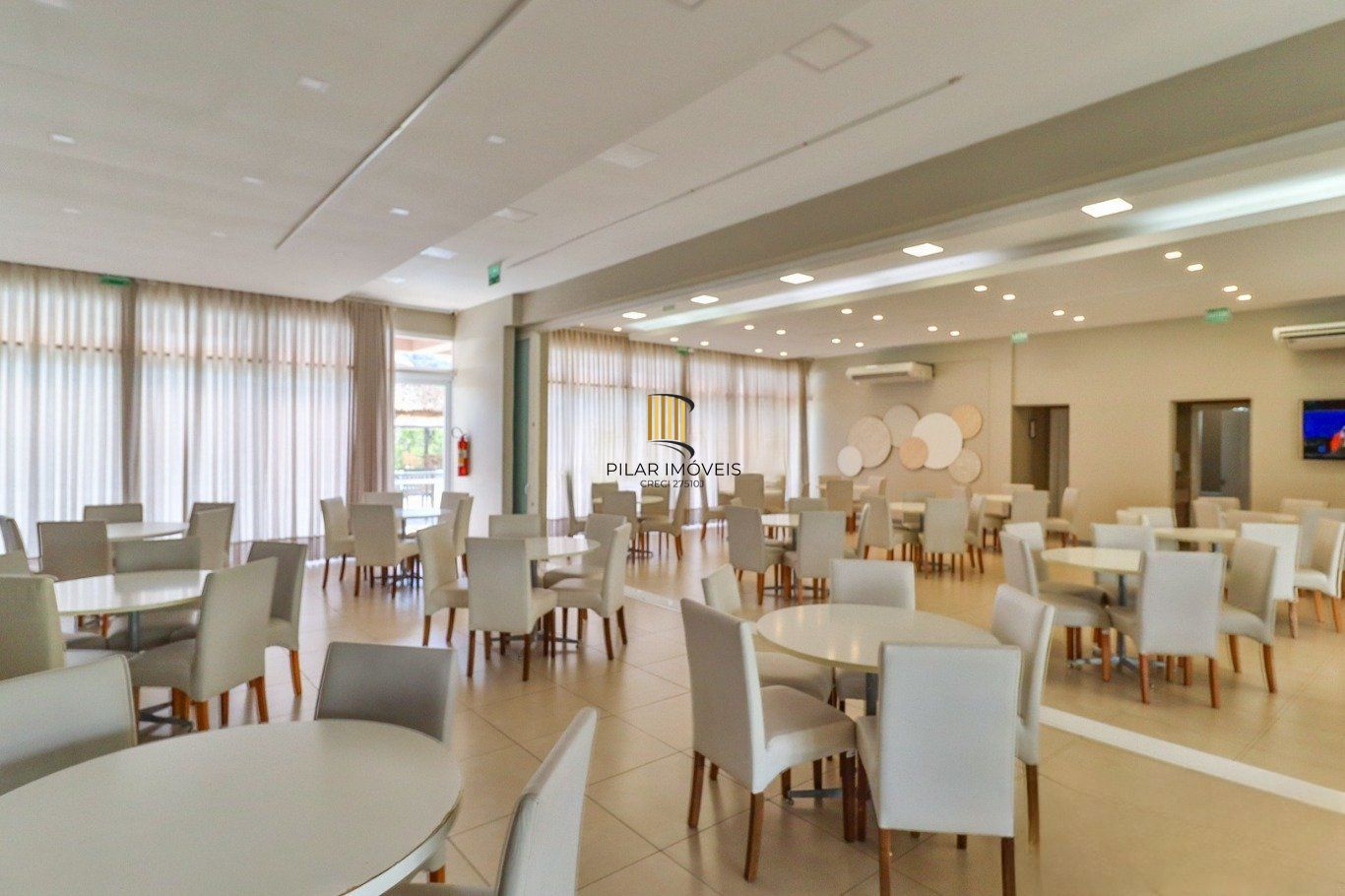 Casa em Condomínio com 3 Dormitórios e Energia Solar na Lomba do Pinheiro