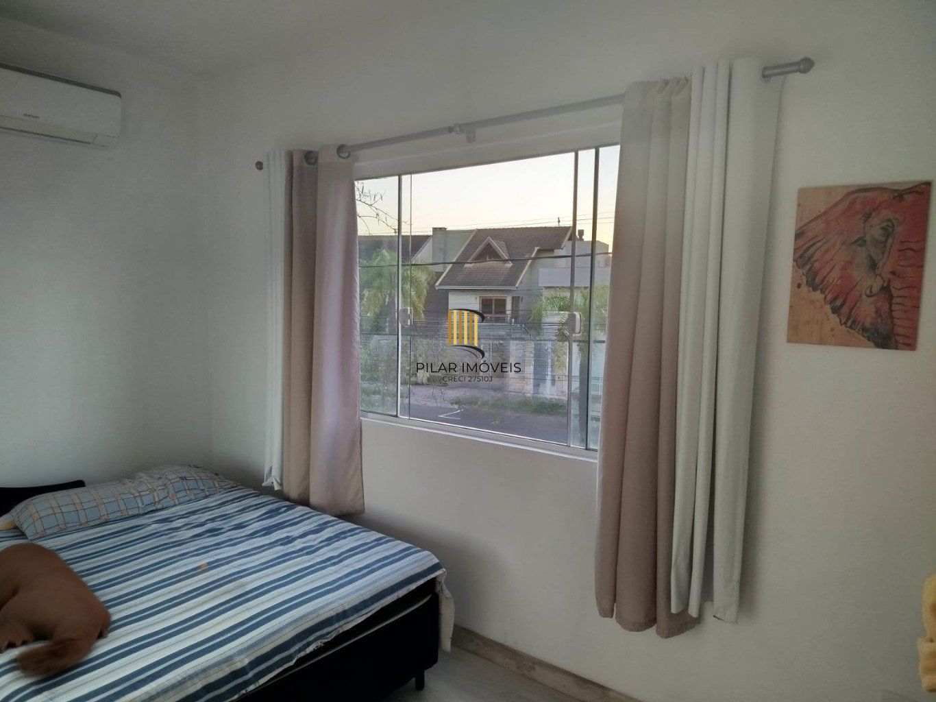 Casa com 156m², 4 dormitórios, 3 vagas no Ecoville.