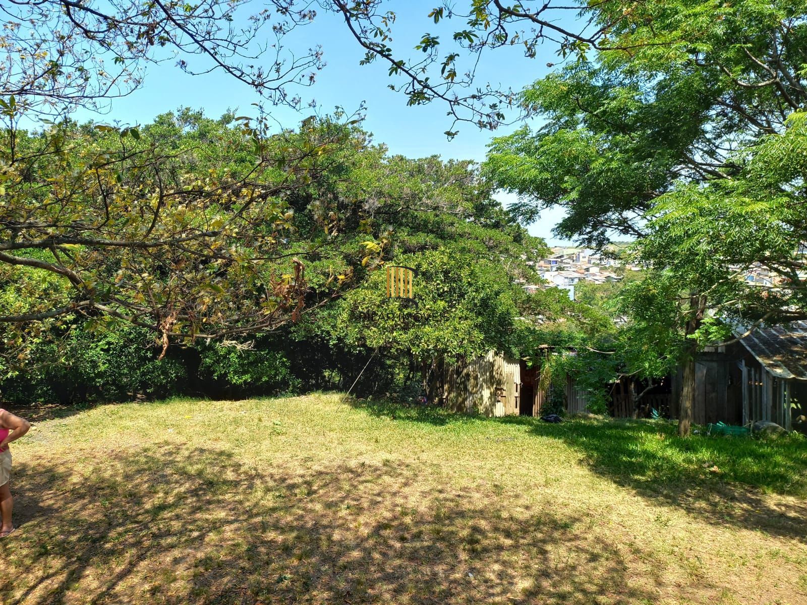 Chácara com 2 hectares no Bairro Mário Quintana