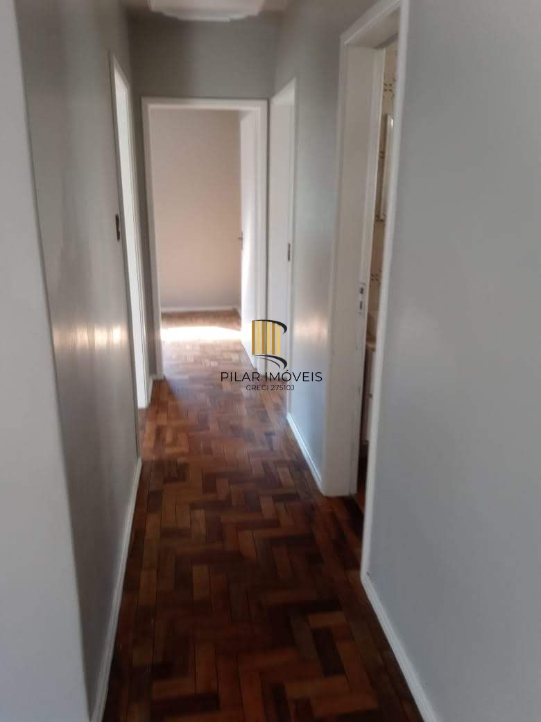 Apartamento de 3 dormitórios e demais peça Bairro Cristal