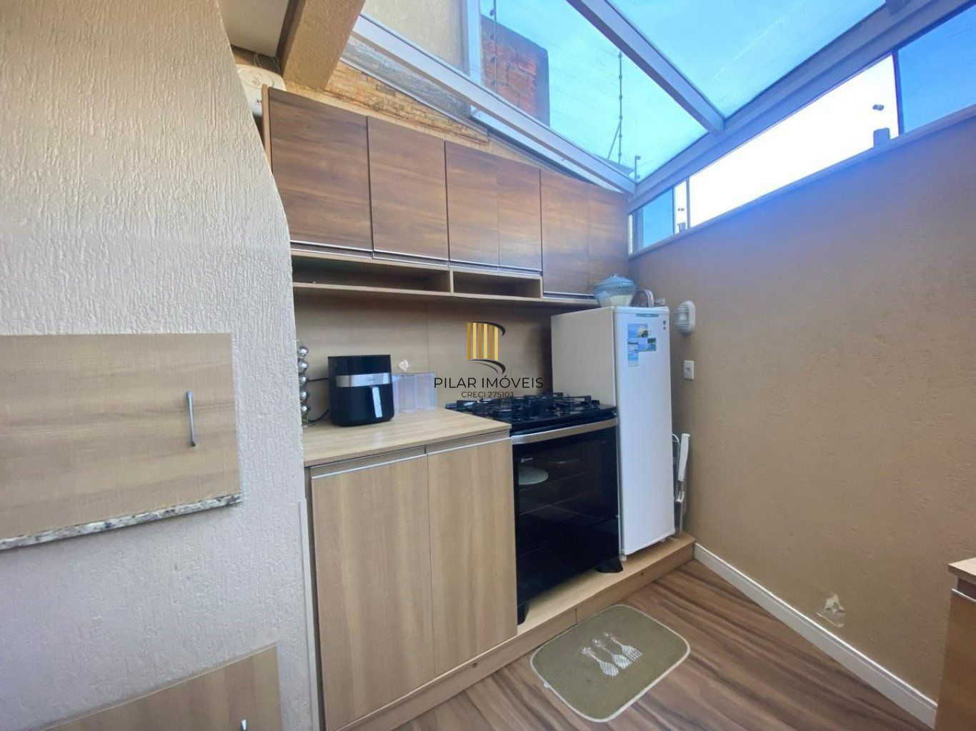 Casa de 3 quartos, 2 vagas de garagem cobertas no bairro Mato grande em Canoas.