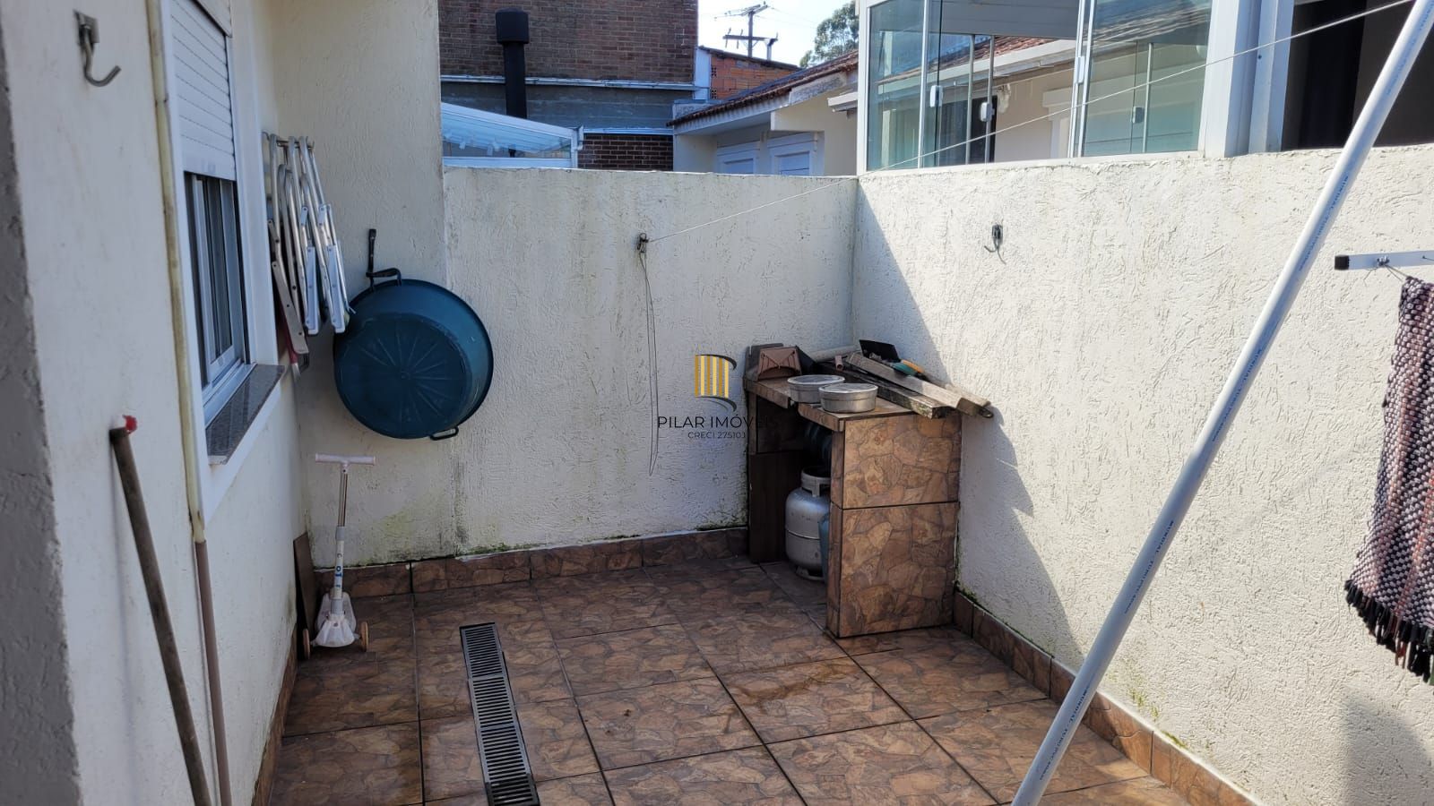 Casa em condomínio a venda 2 quartos e vaga coberta