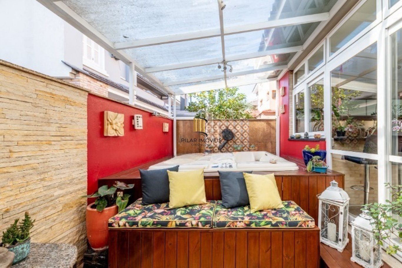 Casa com 3 dormitórios em condomínio fechado no Bairro Ecoville
