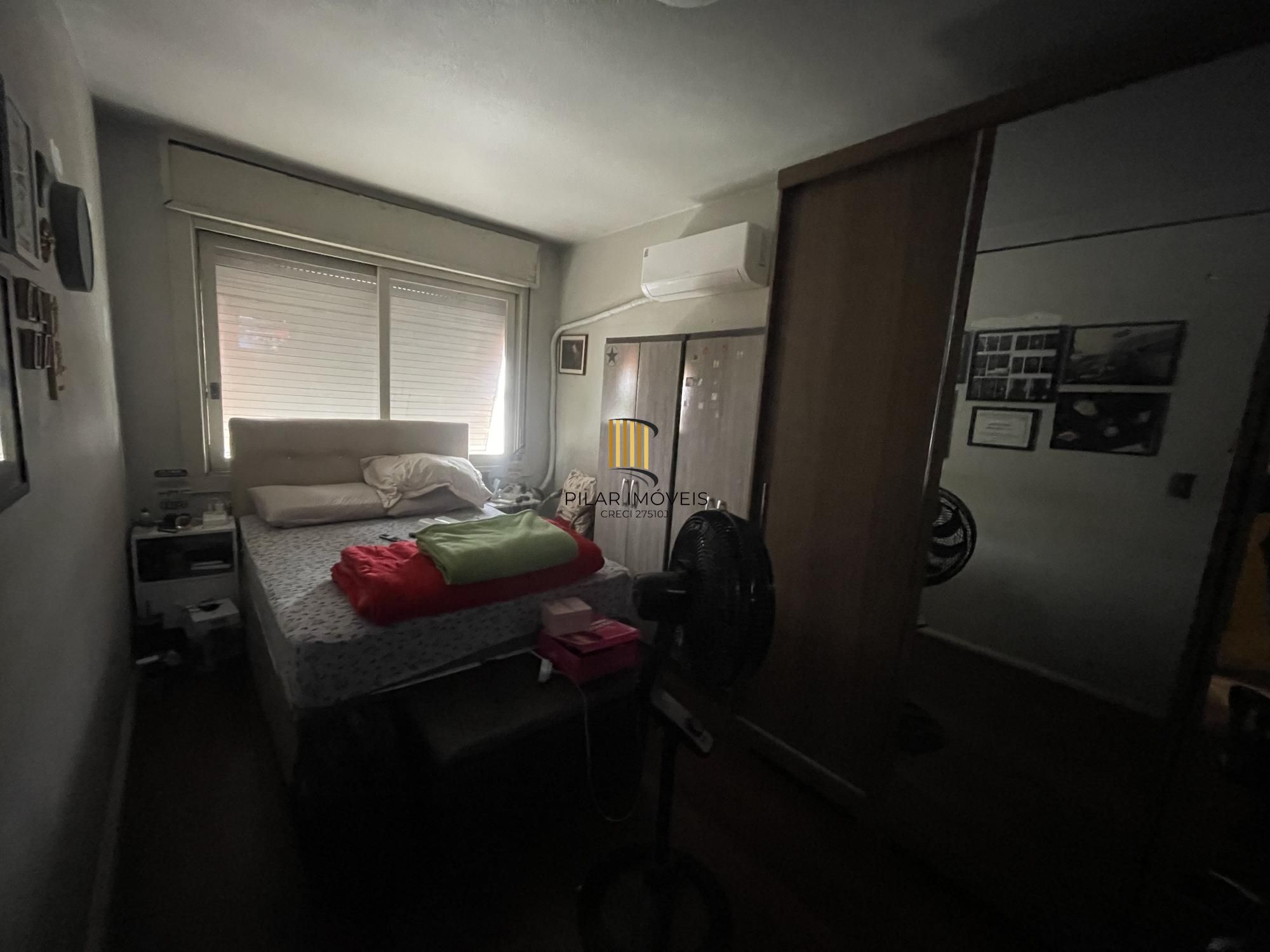 Apartamento com 66 m2 localizado na Rua Abaeté no Bairro Sarandi