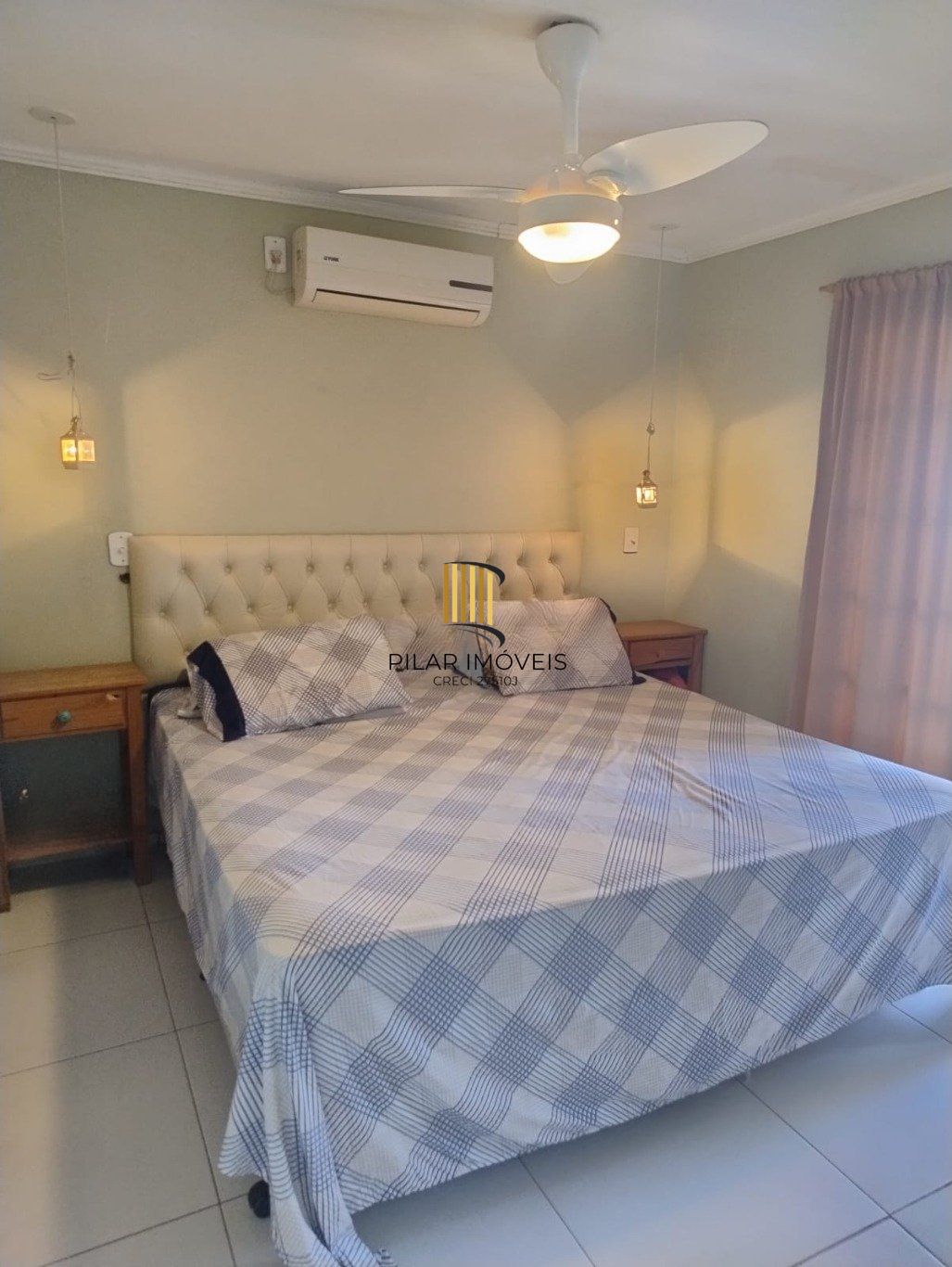 Casa com 3 dormitorios, 1 suíte e com 1 vaga de garagem coberta em Canoas.