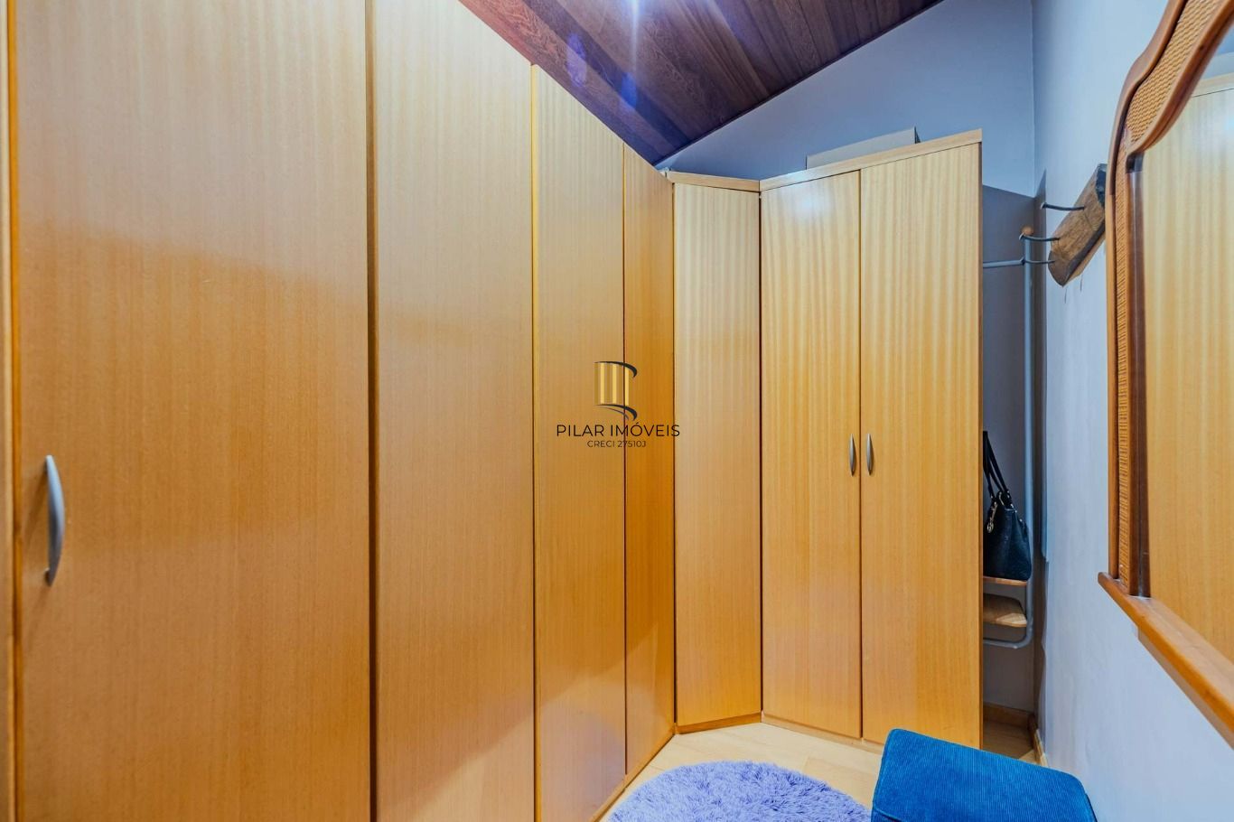 Casa com 3 quartos e 4 vagas no Bairro Vila Ipiranga