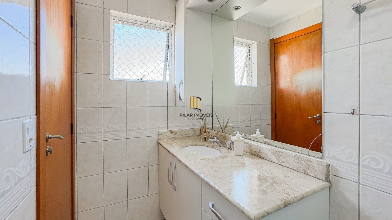 Apartamento à venda com 3 quartos 76 m² no Bairro São Sebastião