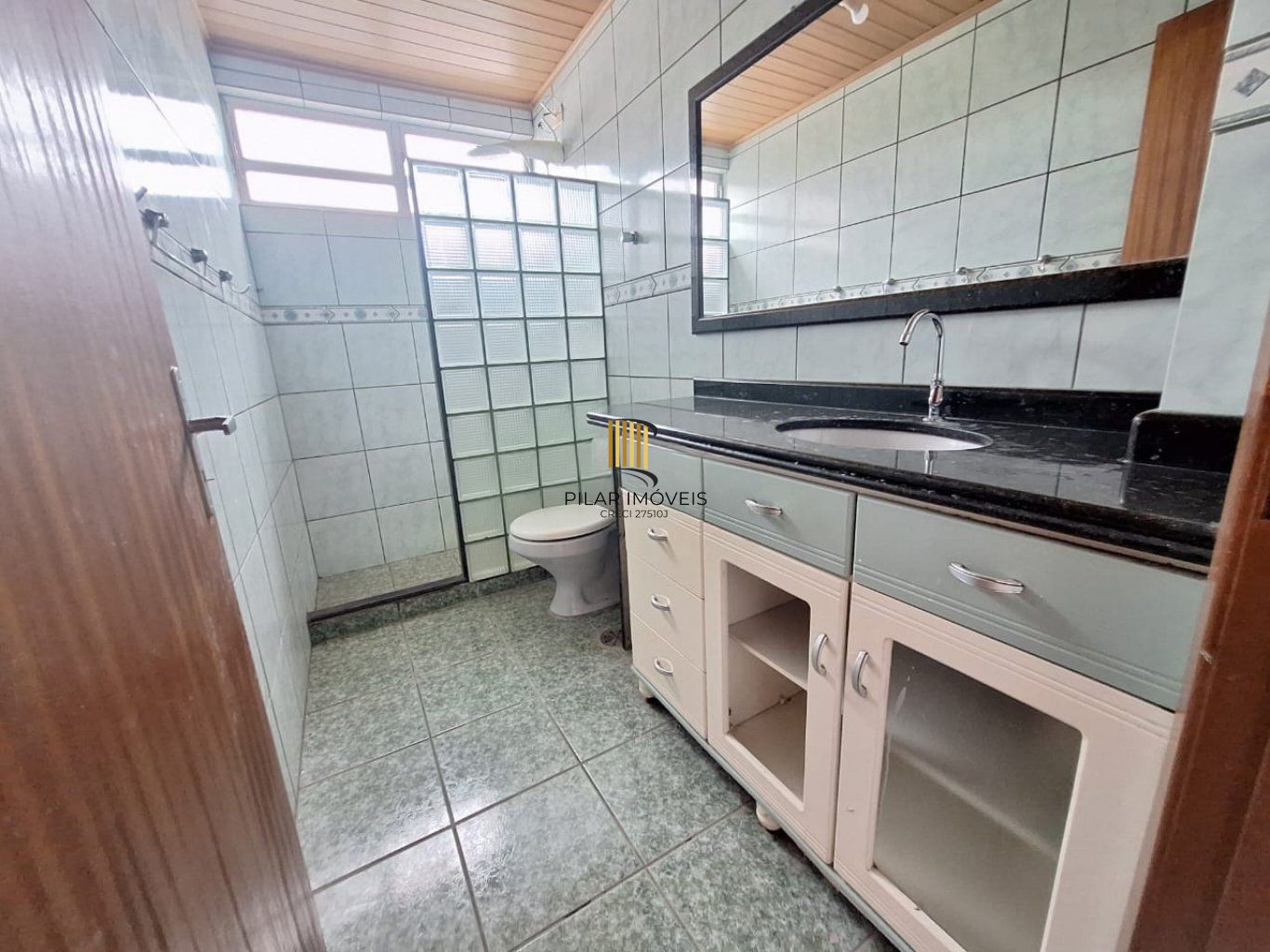 Apartamento à venda com 3 dormitórios 94 m² no bairro Menino Deus