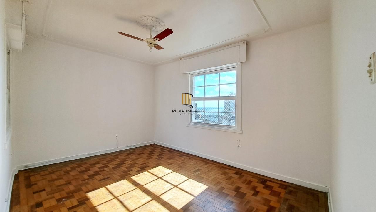 Apartamento 3 Dormitórios, 123m², Último Andar com Vista para o Guaíba