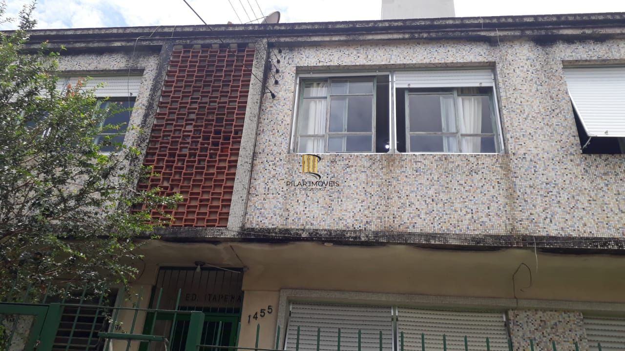 Apartamento com 108 metros privativos com 2 dormitórios na Rua Santa Cecilia.