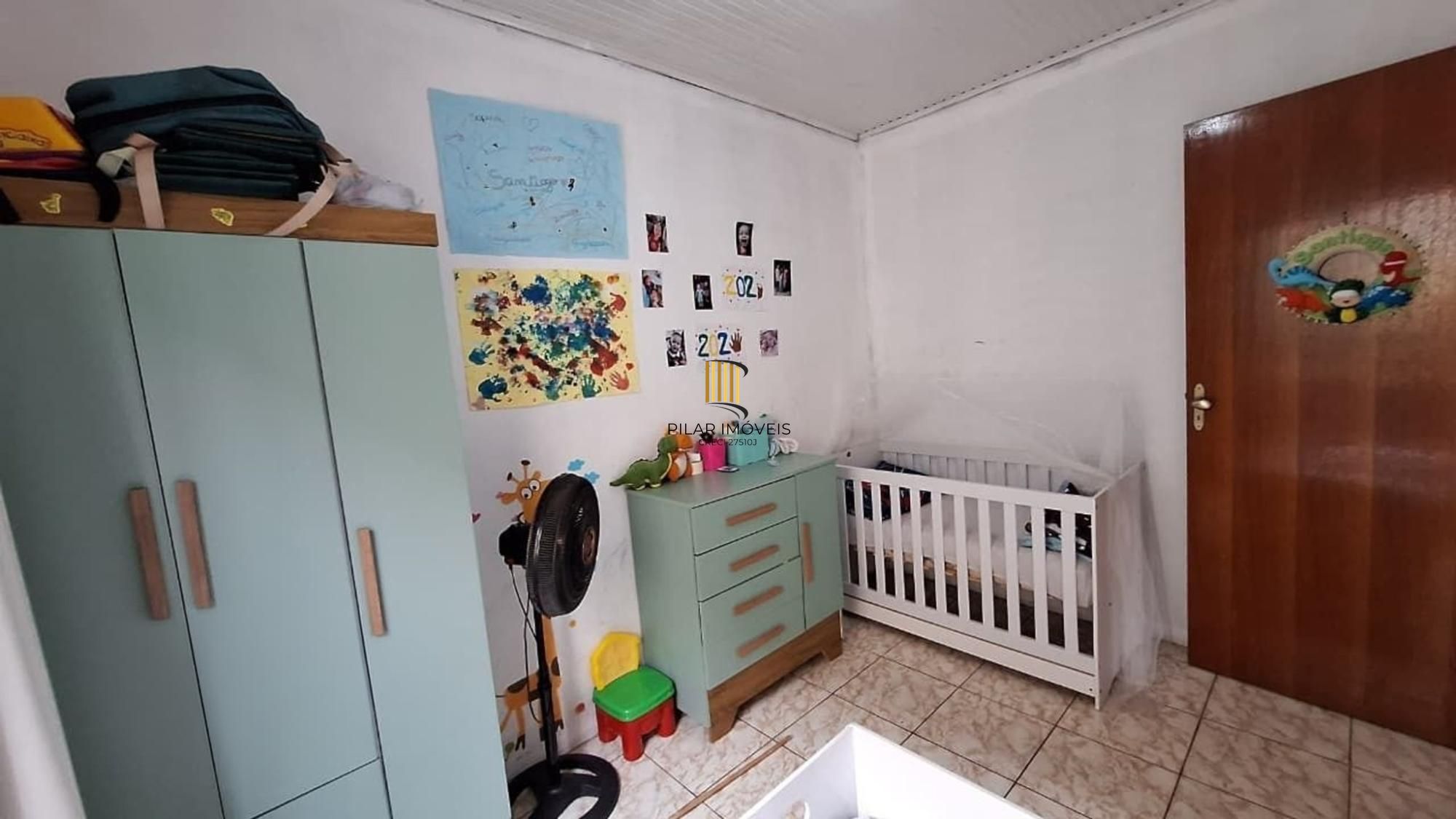 Casa de 4 dormitórios e 4 vagas de garagem em Canoas.