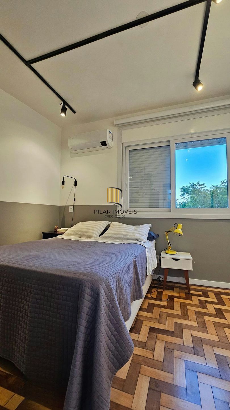 Apartamento à venda com 1 dormitório no Bairro Cidade Baixa