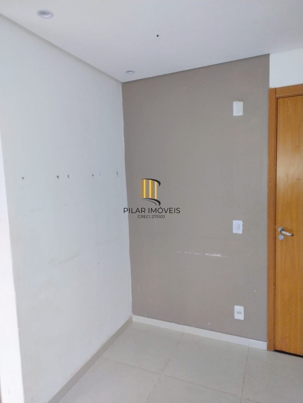 Apartamento Térreo 2 dormitórios em condomínio fechado com piscina e infra completa