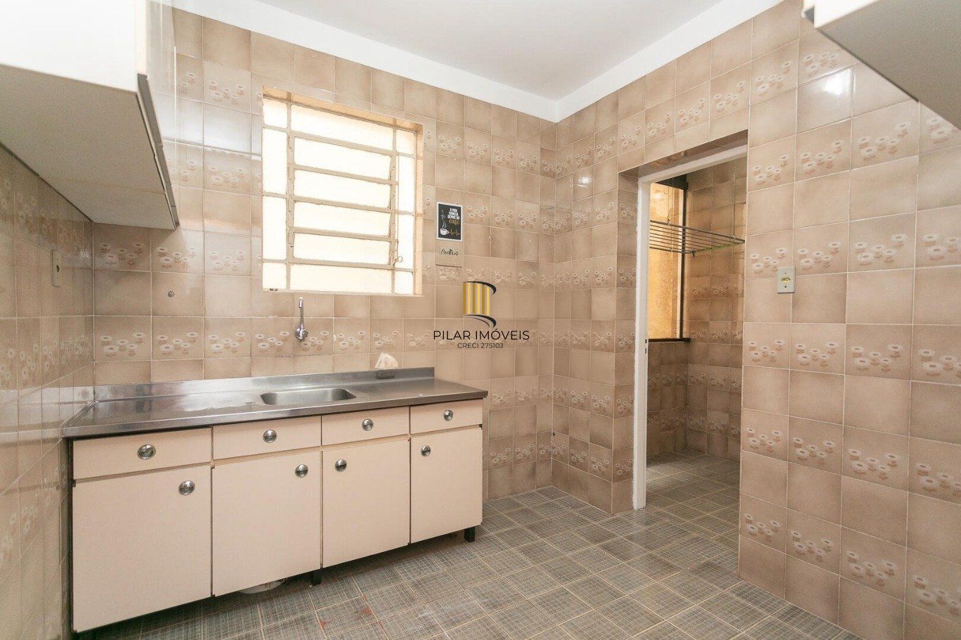 Apartamento à venda com 3 Dormitorios 80 m² no Bairro Petropolis