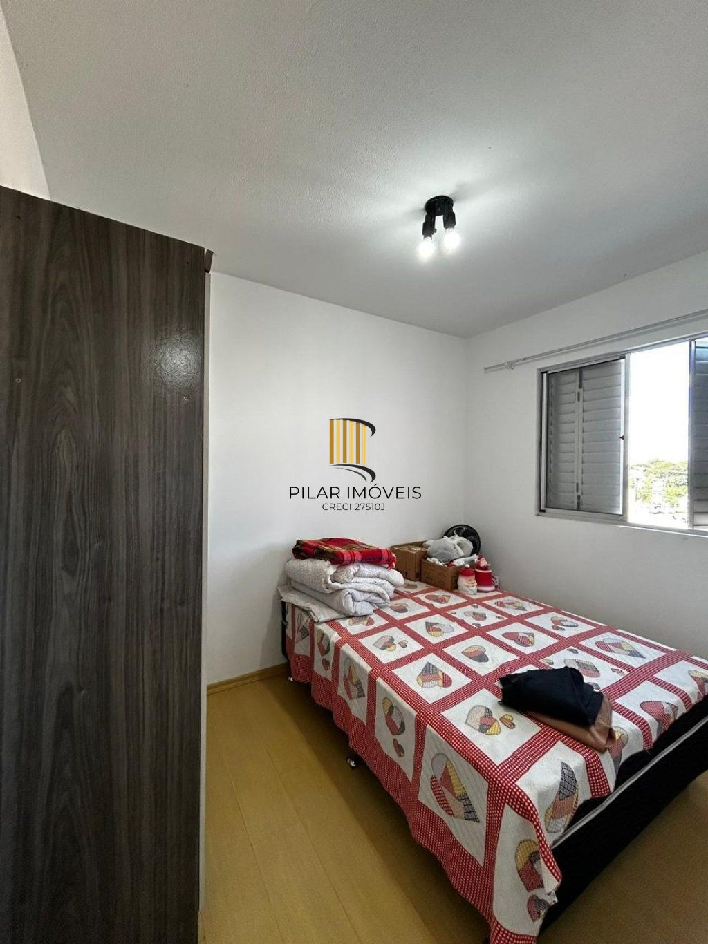 Apartamento de 2 quartos, elevador e 1 vaga no bairro Sarandi