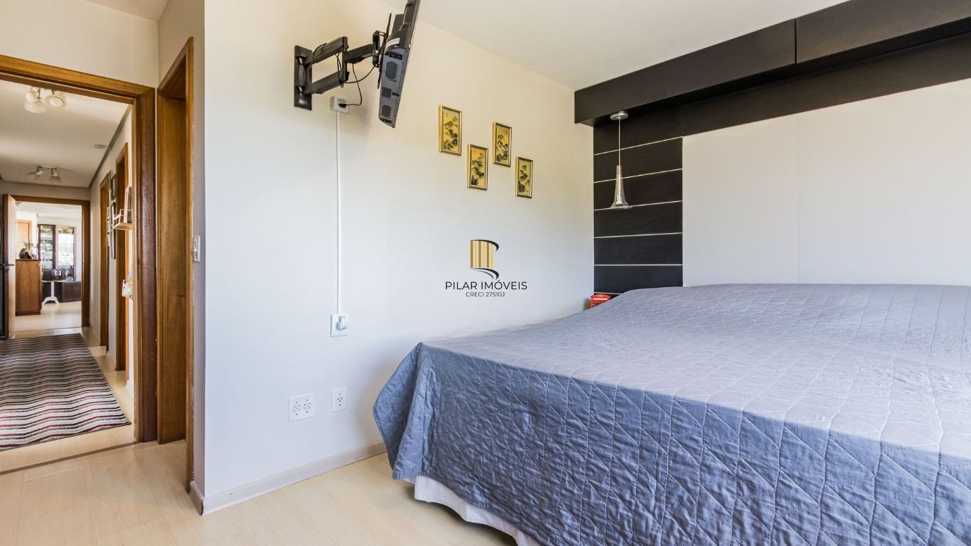 Apartamento com 3 quartos, 1 suíte, à venda no bairro Petrópolis