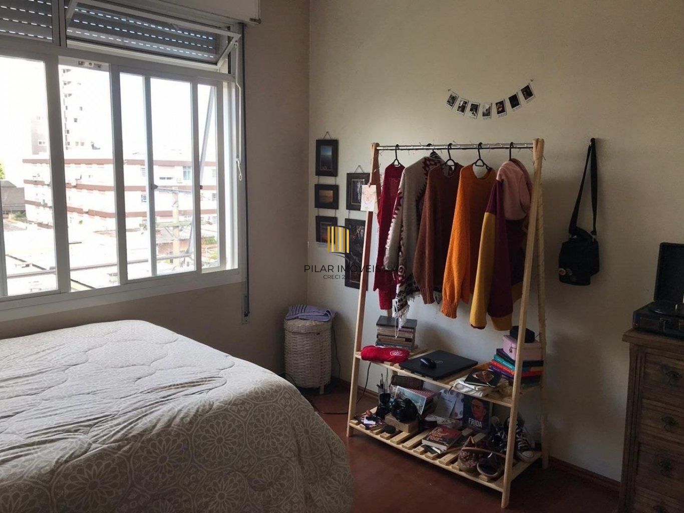 Apartamento de 2 dormitórios no bairro Menino Deus