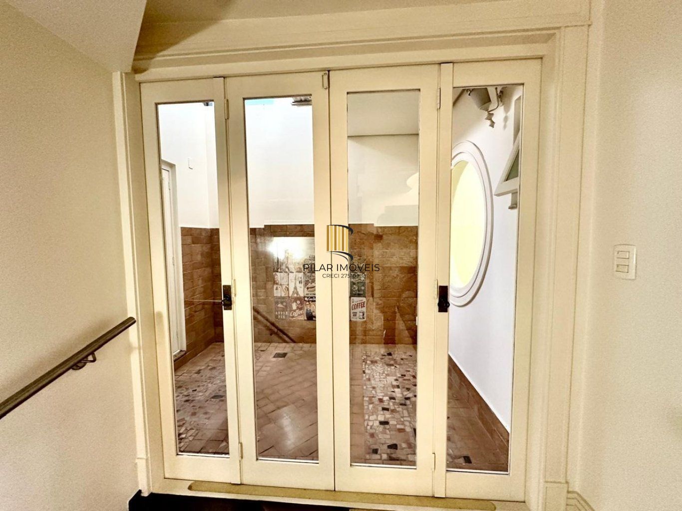 Casa de 3 dormitórios, 2 vagas de garagem em Canoas