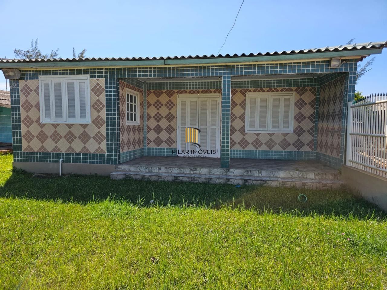 Casa  3 dormitórios em terreno  300m Magistério em Pinhal-RS