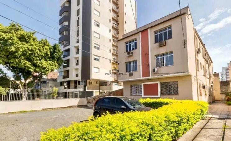 Apartamento Térreo 2 quartos com vaga à venda na Rua  Barbedo, Menino Deus