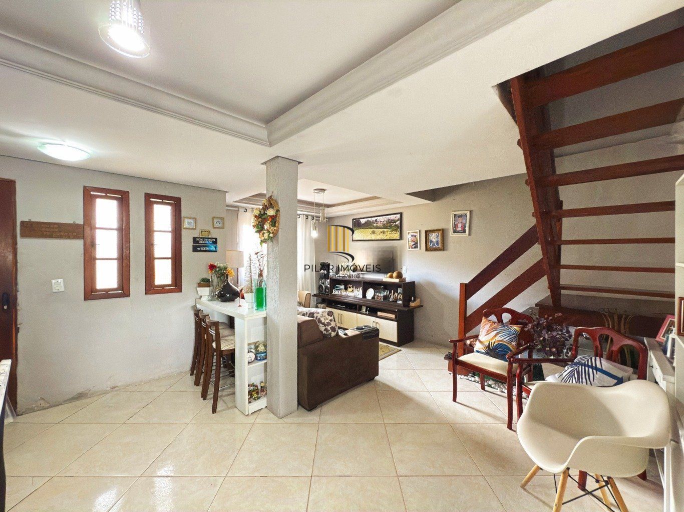 Casa com 3 dormitórios 1 suíte e 2 vagas a venda no Jardim Carvalho