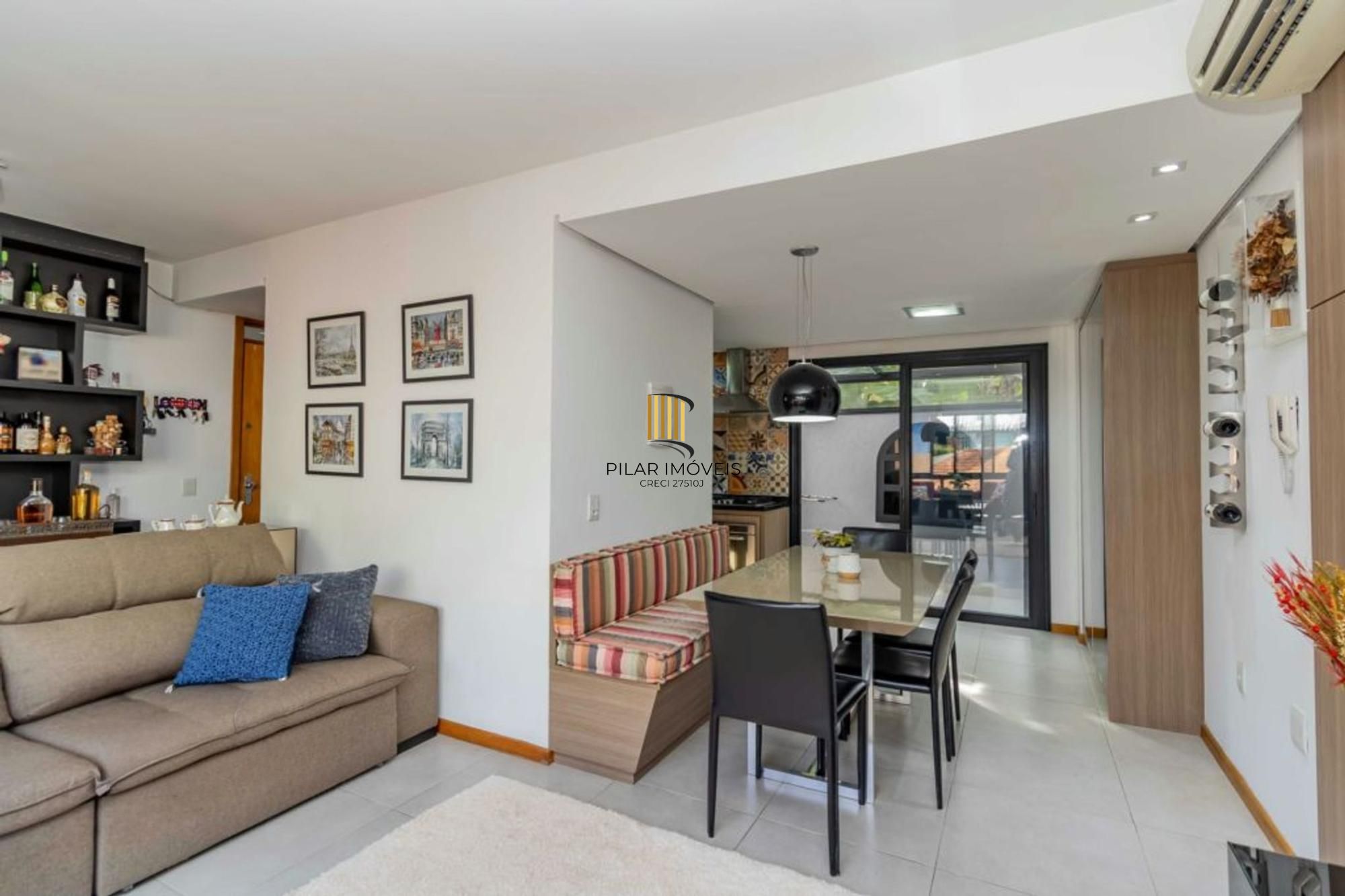 Casa em Condomínio à venda com 2 quartos 212 m² no Tristeza