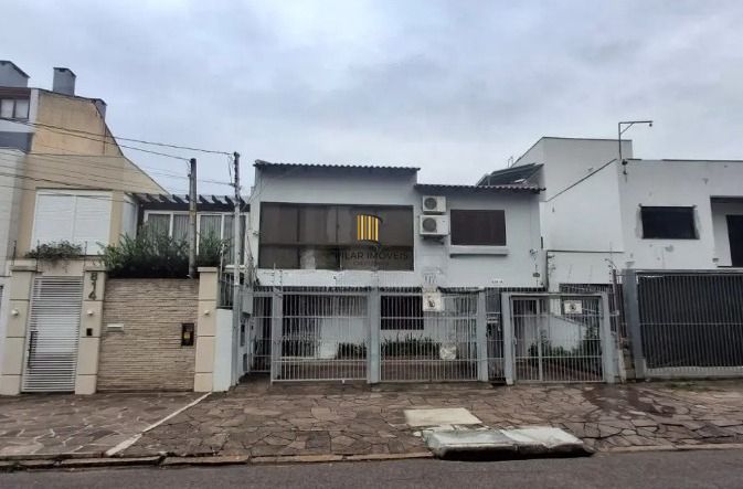 Casa com 4 dormitórios no Bairro Higienópolis
