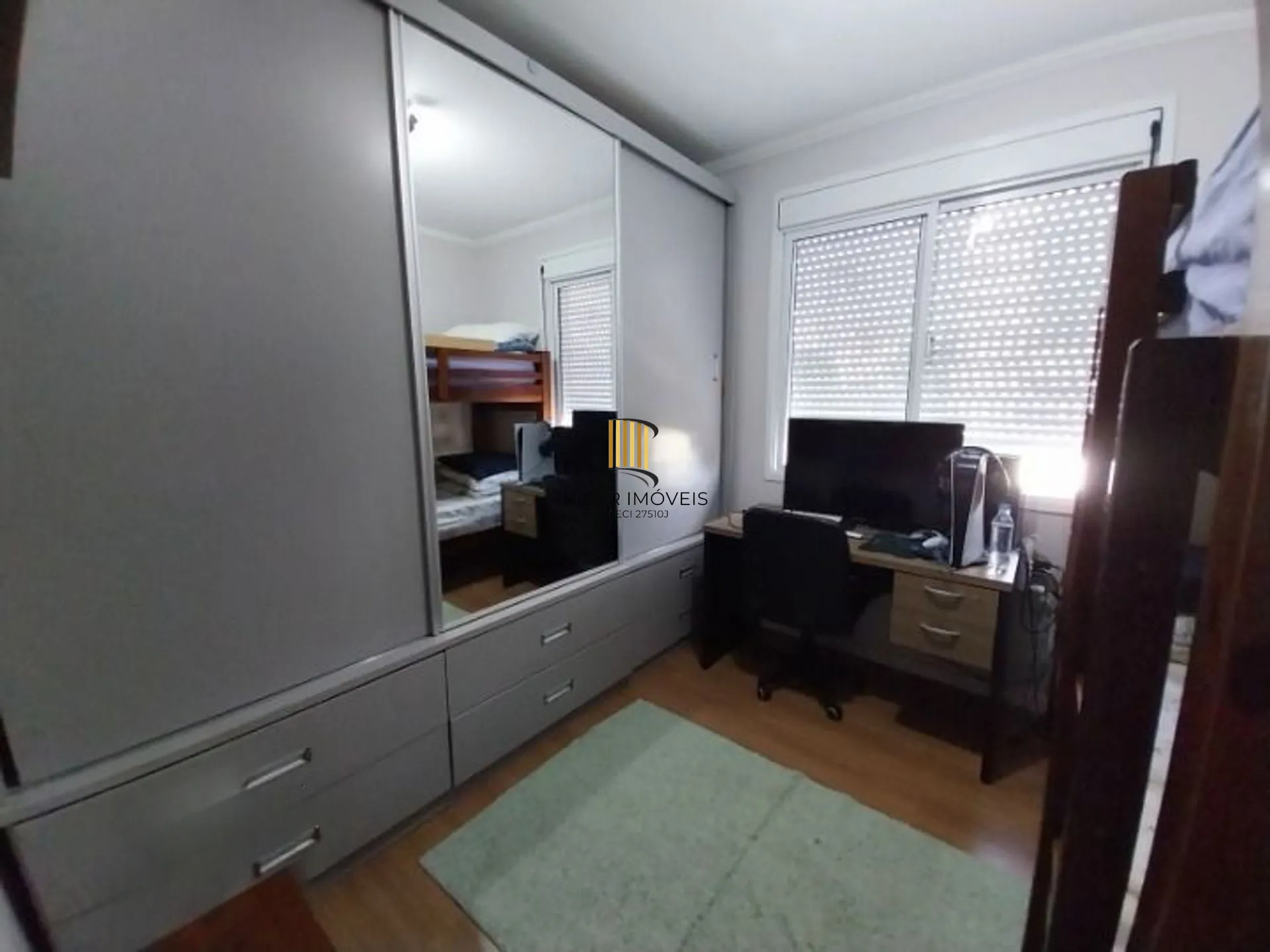 Apartamento de 3 dormitórios, elevador e 1 vaga de garagem em Canoas.