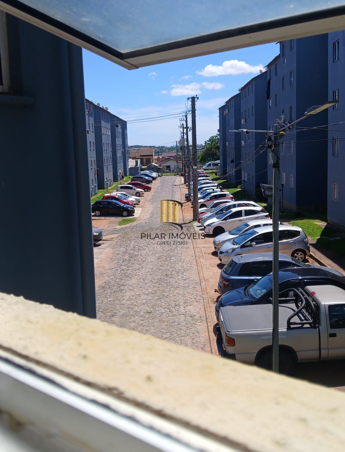 Apartamento de 2 quartos, 1 vaga no bairro Campo Novo