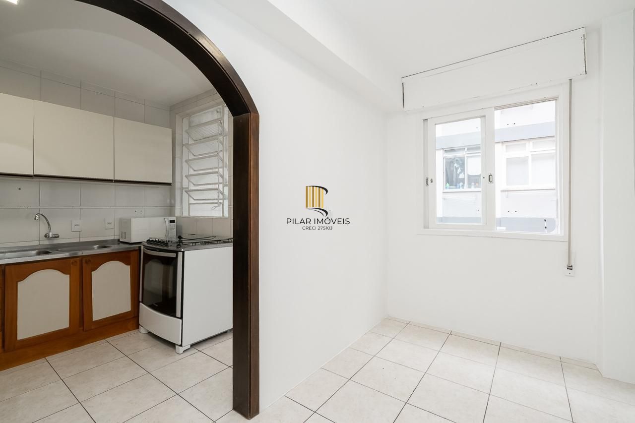 Apartamento semi mobiliado 3 dormitórios no bairro Santana