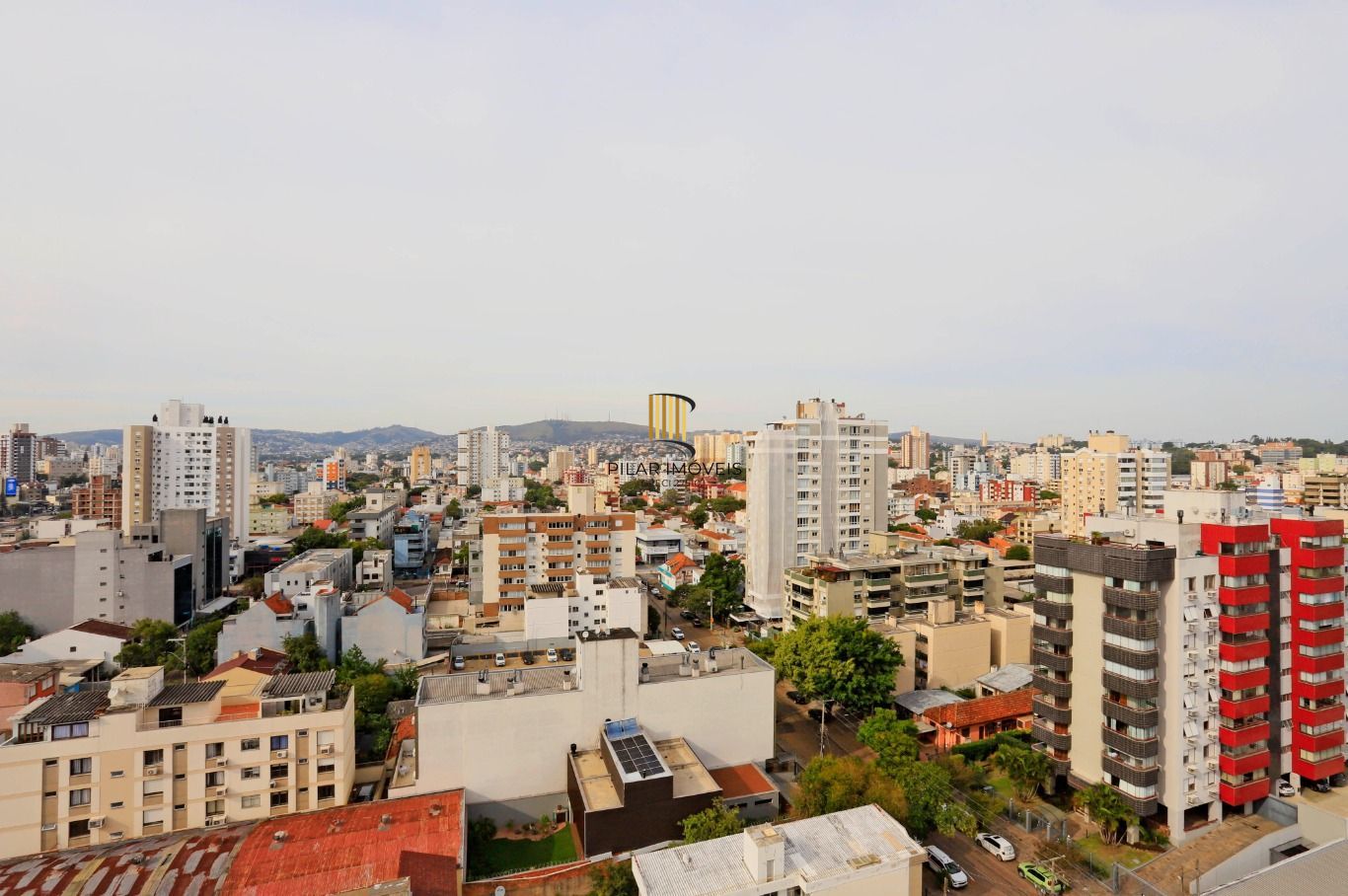 Apartamento com 2 quartos (1suíte) e 2 vagas de garagem no Bairro Santana