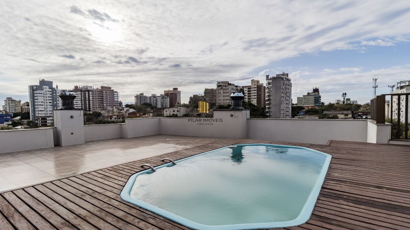 Apartamento com 3 quartos, 1 suíte, à venda no bairro Petrópolis