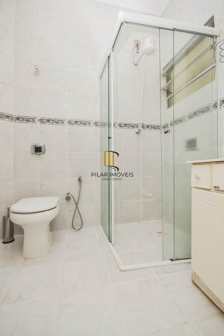 Apartamento à venda com 2 dormitórios 69 m² no Bairro Menino Deus
