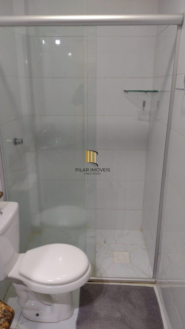 Apartamento de 1 dormitório no bairro Glória